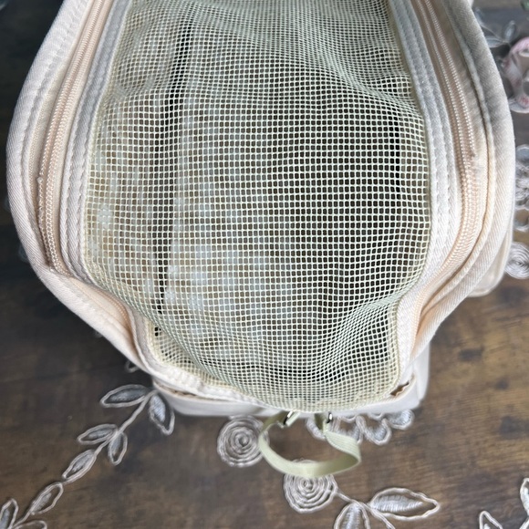 Small pet carrier by Fluffy Baby. Cream colored, linen w/ removable cushion.  - Picture 6 of 10
